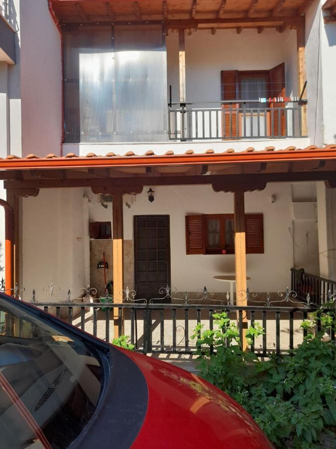 Adorable 2 Floors Two Bedroom Vacation Maisonette Nea Poteidaia Exterior photo