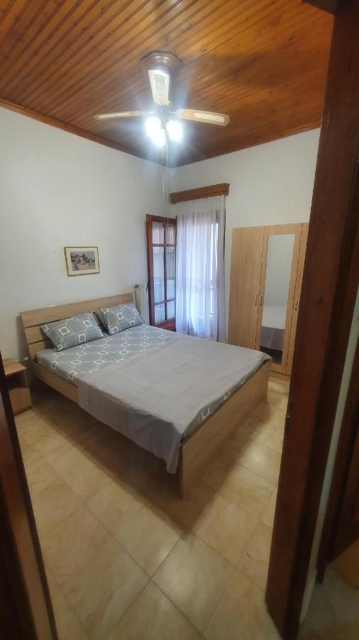 Adorable 2 Floors Two Bedroom Vacation Maisonette Nea Poteidaia Exterior photo