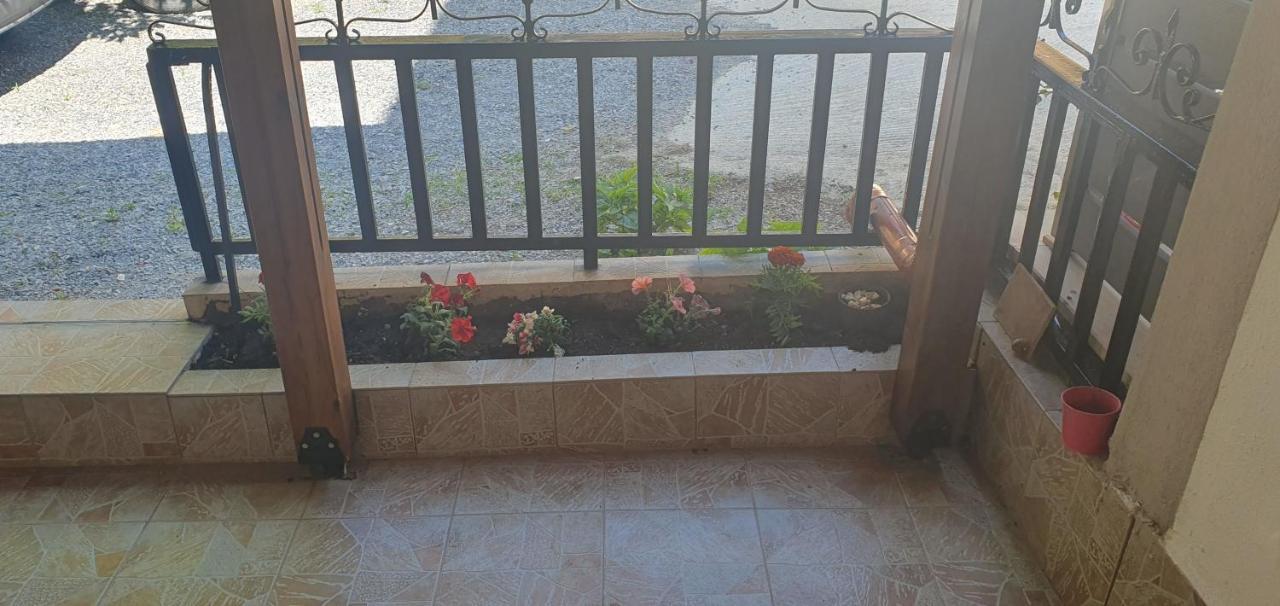 Adorable 2 Floors Two Bedroom Vacation Maisonette Nea Poteidaia Exterior photo