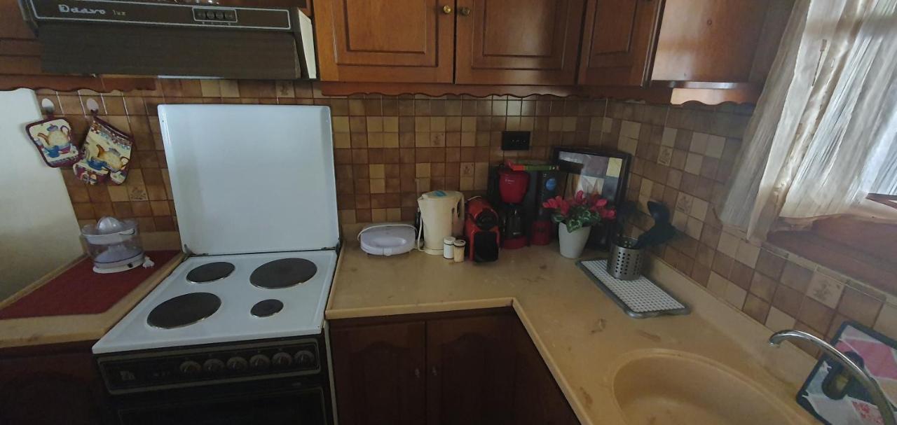 Adorable 2 Floors Two Bedroom Vacation Maisonette Nea Poteidaia Exterior photo